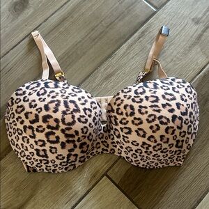 Victoria's Secret Leopard Bra NEWW